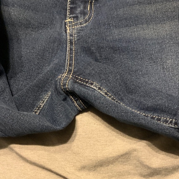 BloomChic Dark Blue Cropped Jeans - Picture 2 of 3